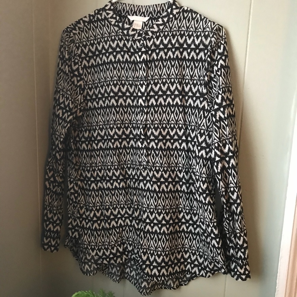 H&M Black and White Geometric Popover Shirt